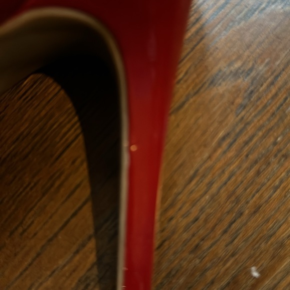 Jessica Simpson red patent leather pumps size 7.5 - Picture 5 of 7